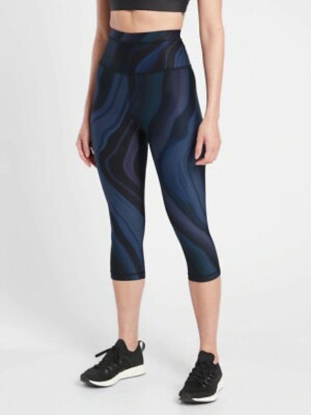 Athleta Accelerate Geode Crop Gym Leggings L blue/purple/black rock swirl print